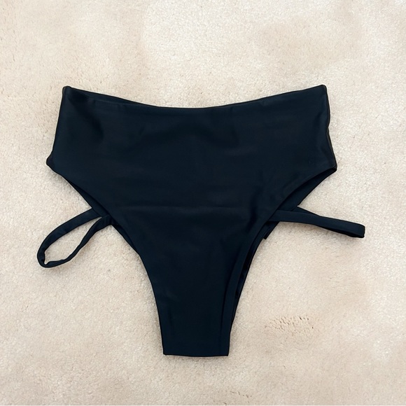 NEW FANNA POLEWEAR Flow Bottom - Picture 3 of 5